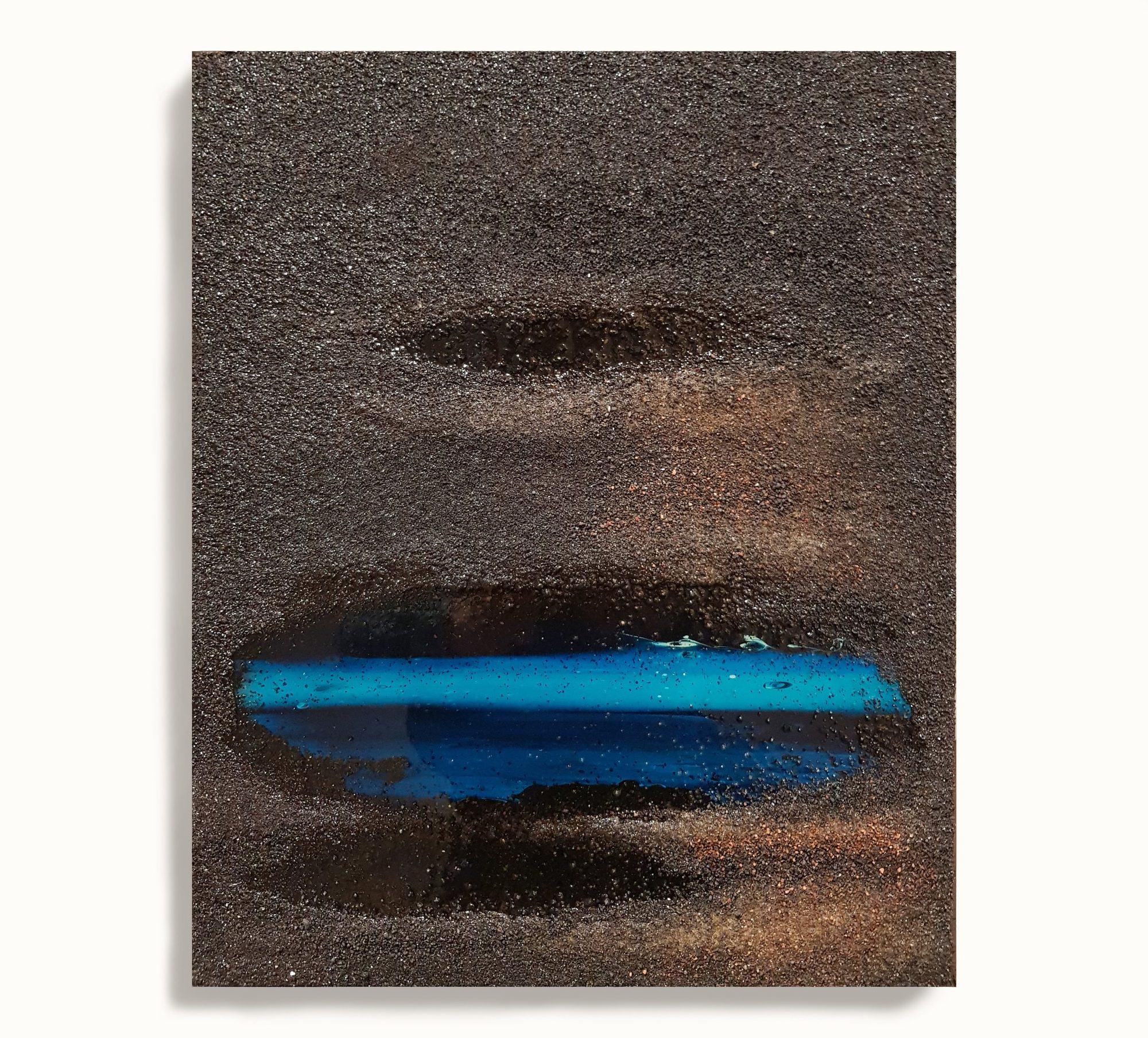 Black & Blue 2 · 2020 · 33 × 41 cm / 13.0 × 16.1 in