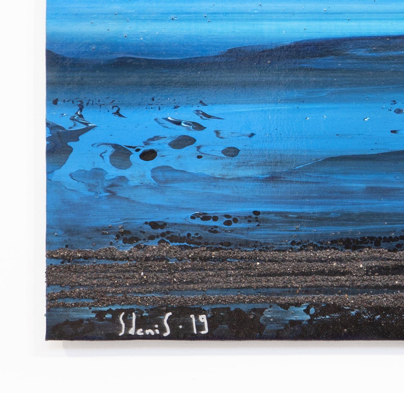 Colored Horizon Blue, 2019, Denis Siniauski — photograph 3